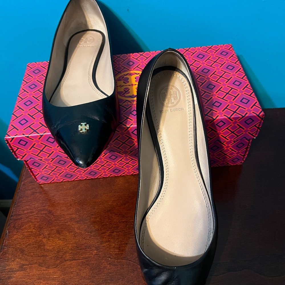 Tory Burch Black Fairford Flat/ Size 10